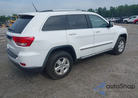 2013 Jeep Grand Cherokee Laredo z USA, uszkodzony, nr VIN 1C4RJEAG6DC647164
